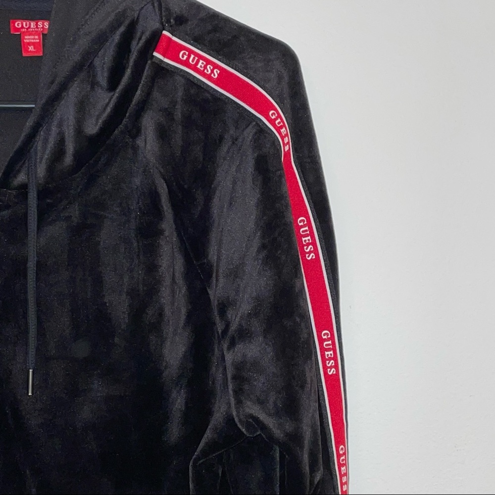 Guess full zip track jacket velour XL amazingly soft & comfortable